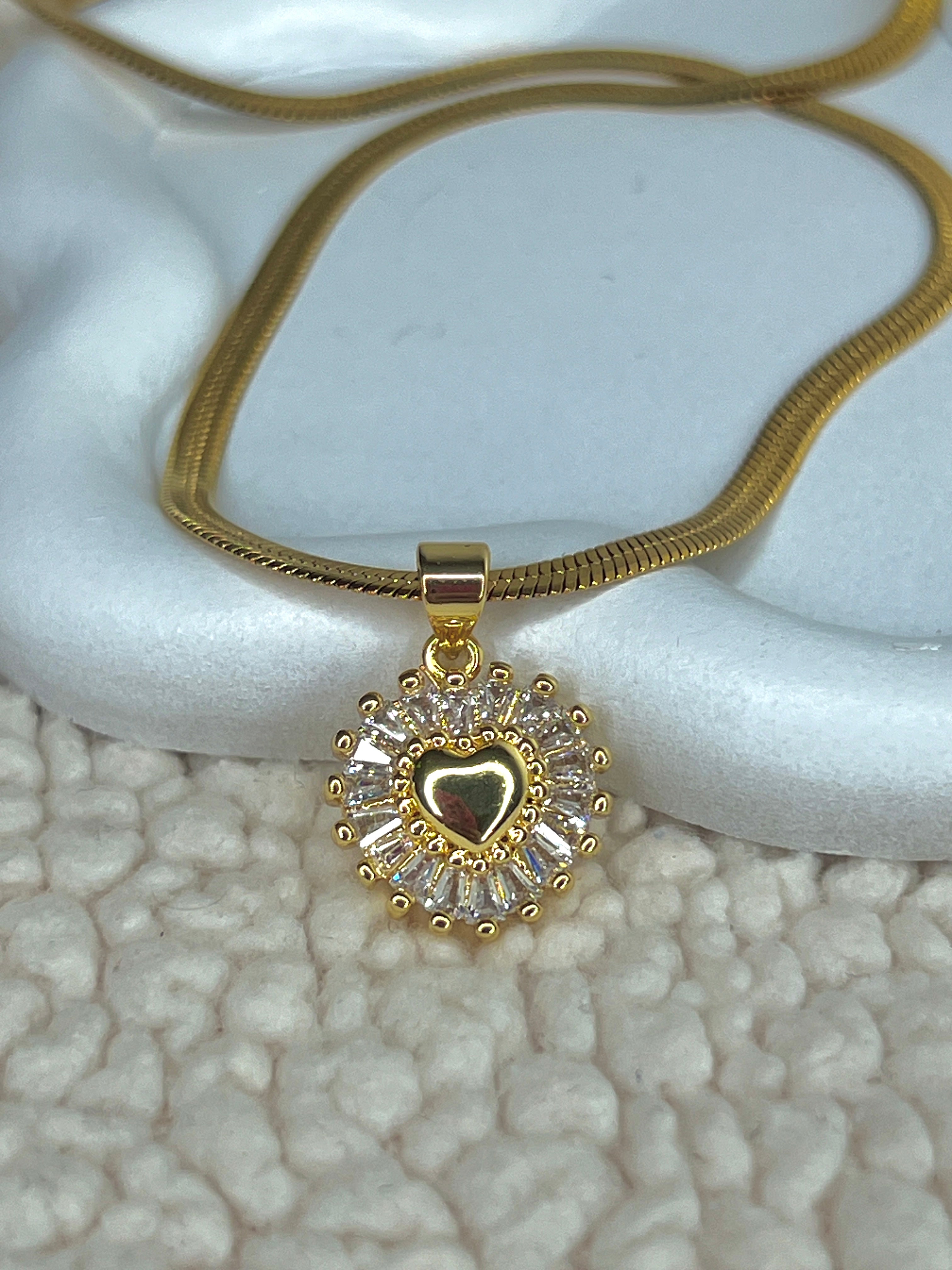 Shiny necklace