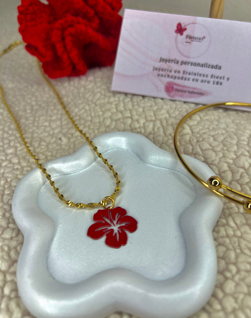 Flower necklace