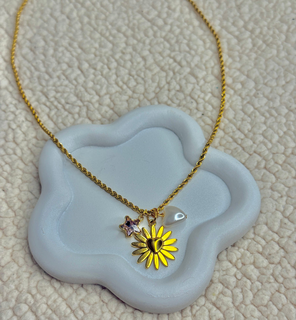 Hope necklace⭐️🤍🌼