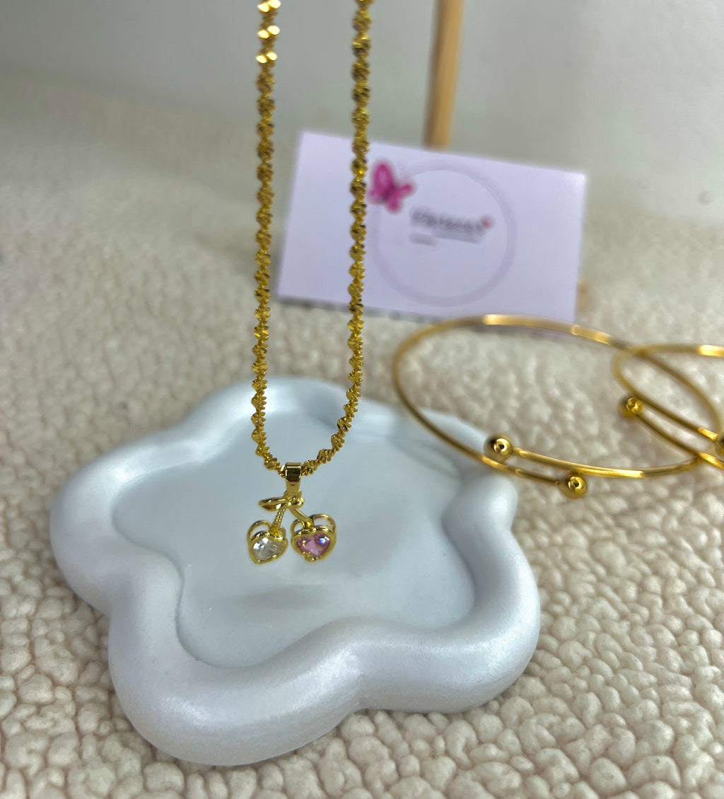 Love necklace